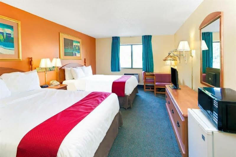 Super 8 By Wyndham Villa Rica Exteriér fotografie
